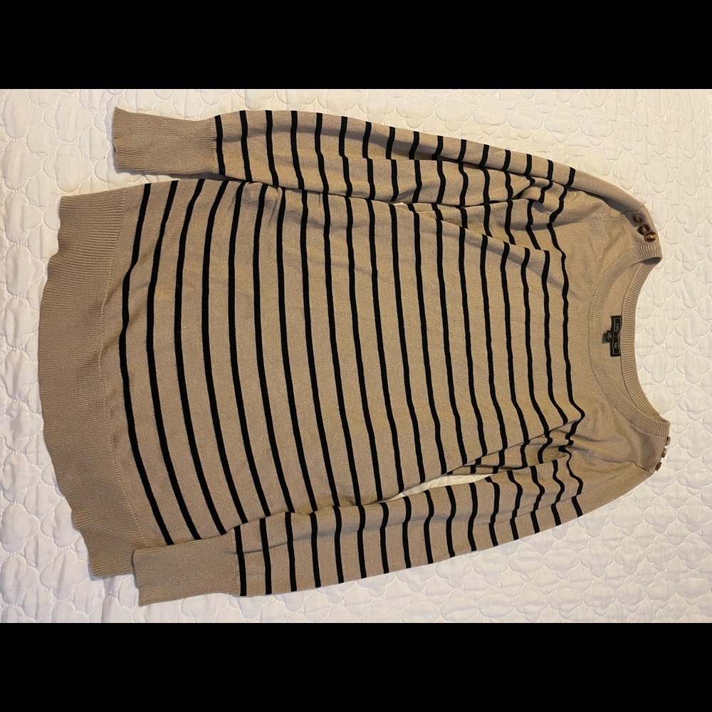 Maternity sweater